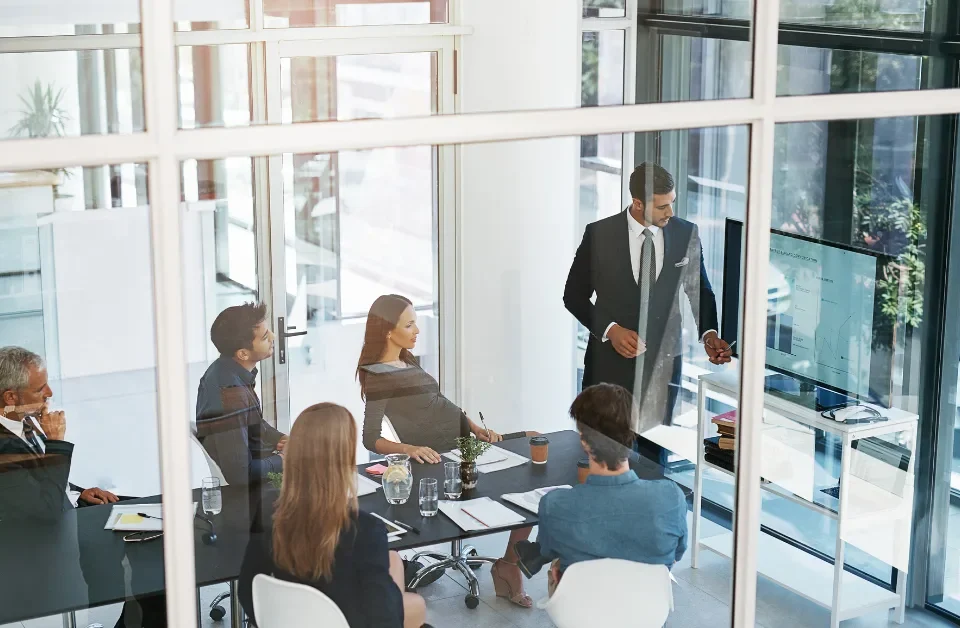 Why Clean, Compliant Data Matters in Global B2B Sales RI Digital Research (1)